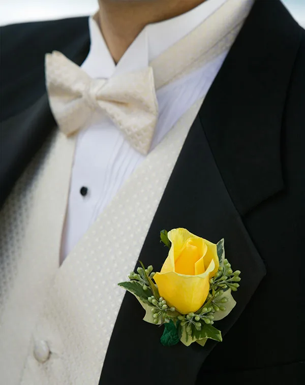 Boutonniere flowers