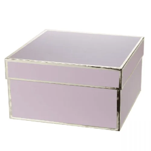 Pink Boxes for Flowers and Gifts1