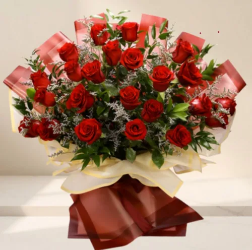 25 Stems Red Roses11